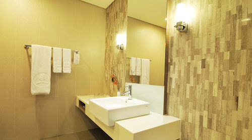 טאינאן Academy Hotel מראה חיצוני תמונה