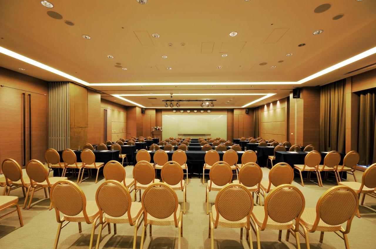 טאינאן Academy Hotel מראה חיצוני תמונה