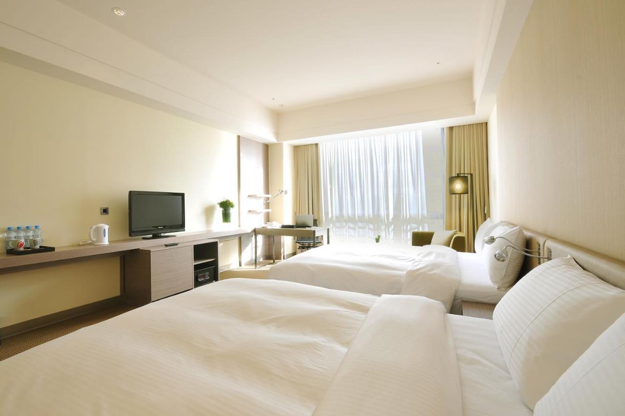 טאינאן Academy Hotel מראה חיצוני תמונה